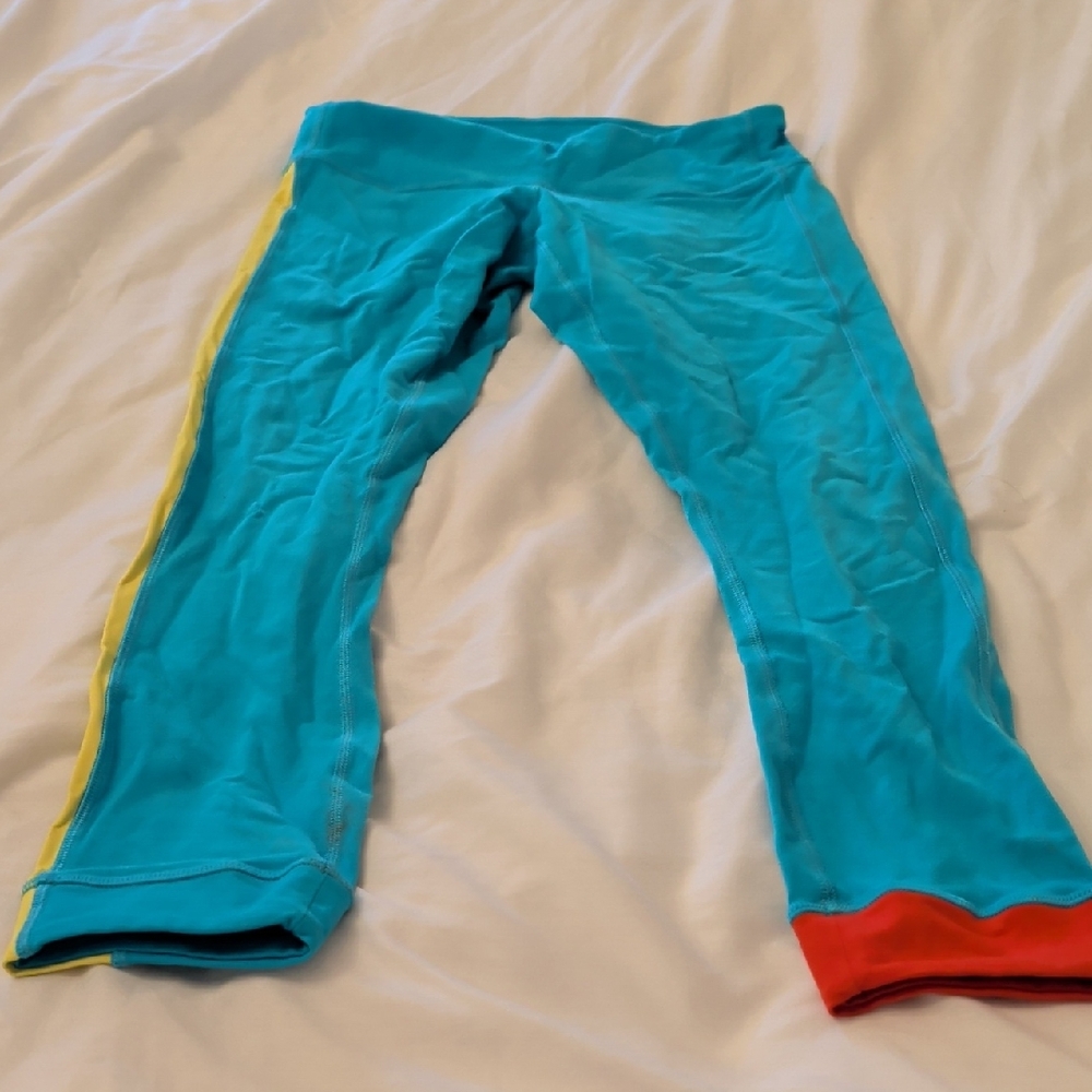 Lululemon Athletica Turquoise and Red Leggings